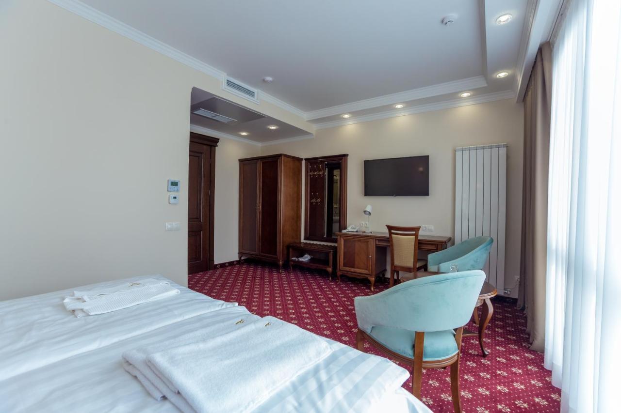 Ambassador Hotel Kişinev Dış mekan fotoğraf