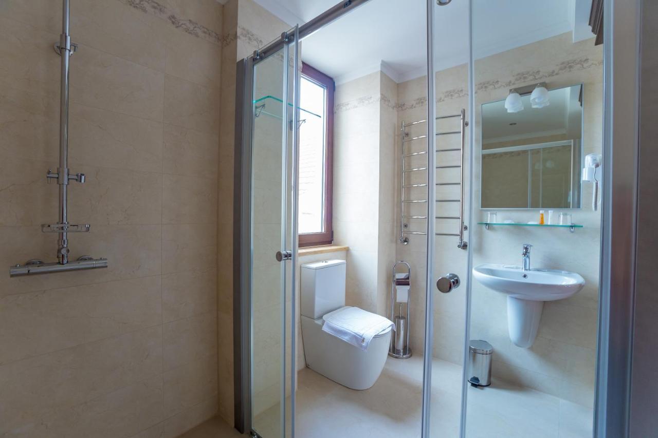 Ambassador Hotel Kişinev Dış mekan fotoğraf