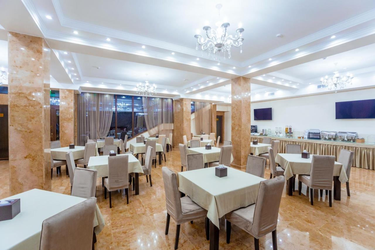 Ambassador Hotel Kişinev Dış mekan fotoğraf